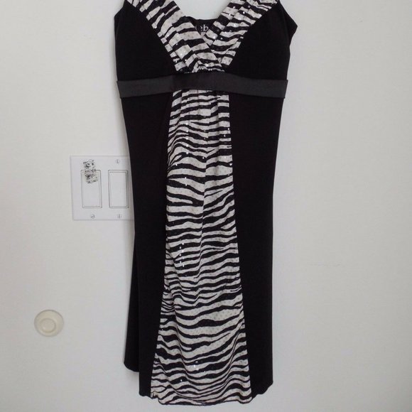 Juniors Womens Deb Zebra Print Evening/Party Sequins Dress Size Small - Picture 5 of 5
